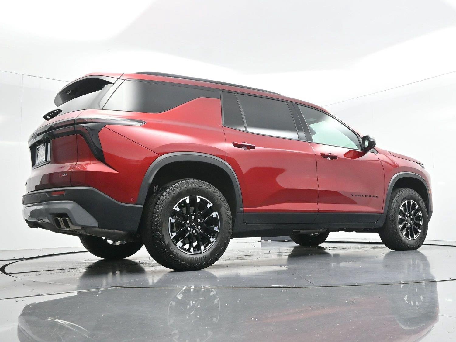 Used 2024 Radiant Red Tintcoat Chevrolet Z71 image 48