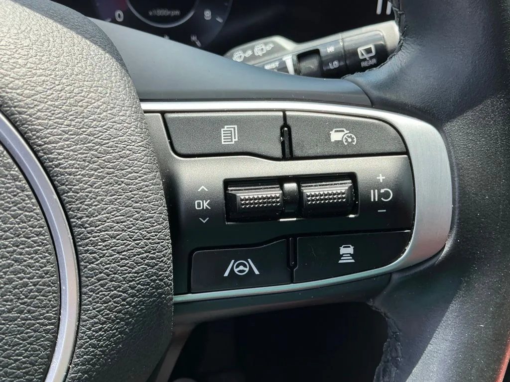 Used 2023 Gray Kia SX image 34
