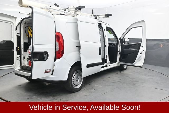Used 2022 White Ram Base image 35