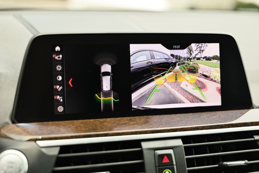 Used 2020 Alpine White BMW xDrive30i image 36