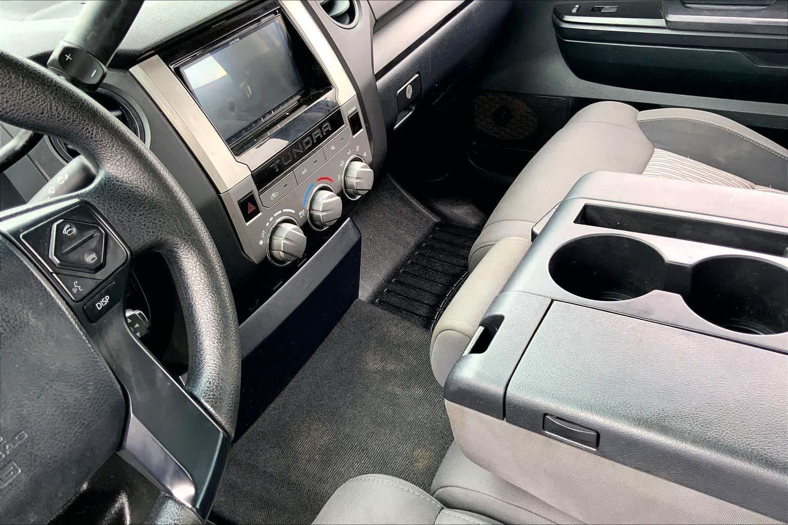 Used 2017 Super White Toyota SR image 16