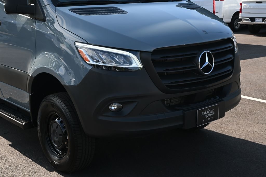 Used 2025 Gray Mercedes-Benz Passenger 144 WB image 32
