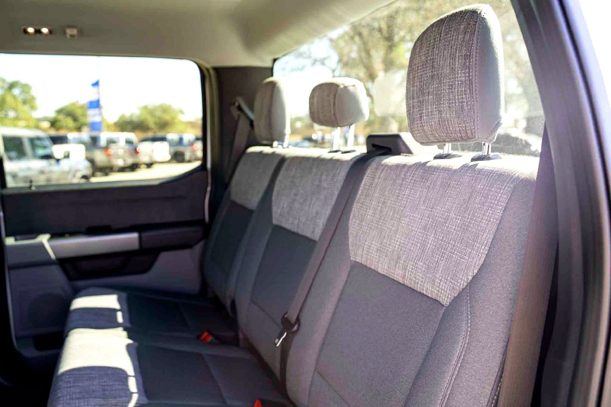 New 2026 Oxford White Ford XLT image 18