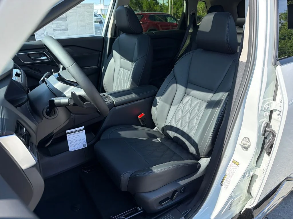 New 2026 Everest White Pearl TriCoat Nissan Platinum image 30