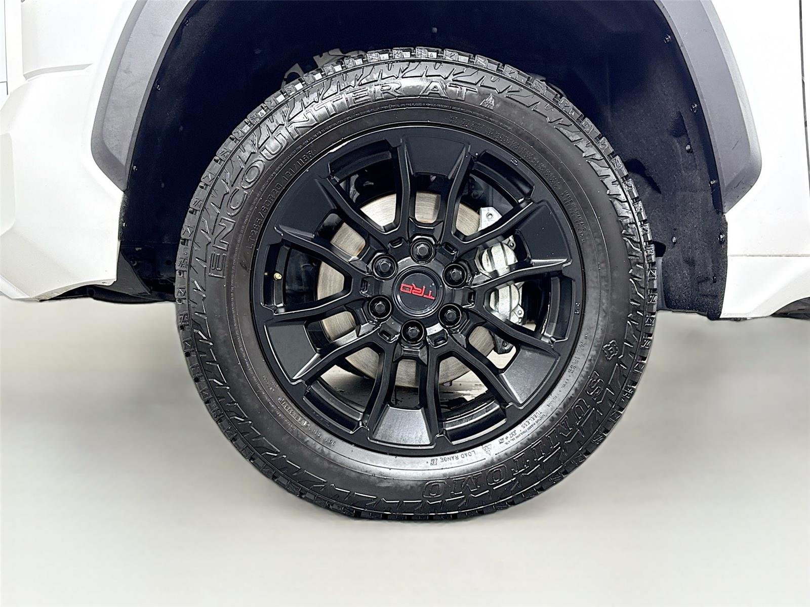 Used 2023 Ice Cap Toyota SR5 image 43