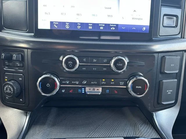 Used 2022 Blue Ford Platinum image 20