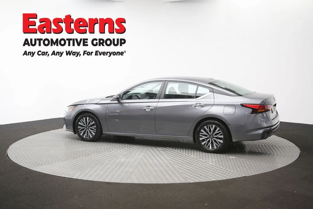 Used 2025 Gray Nissan 2.5 SV image 61
