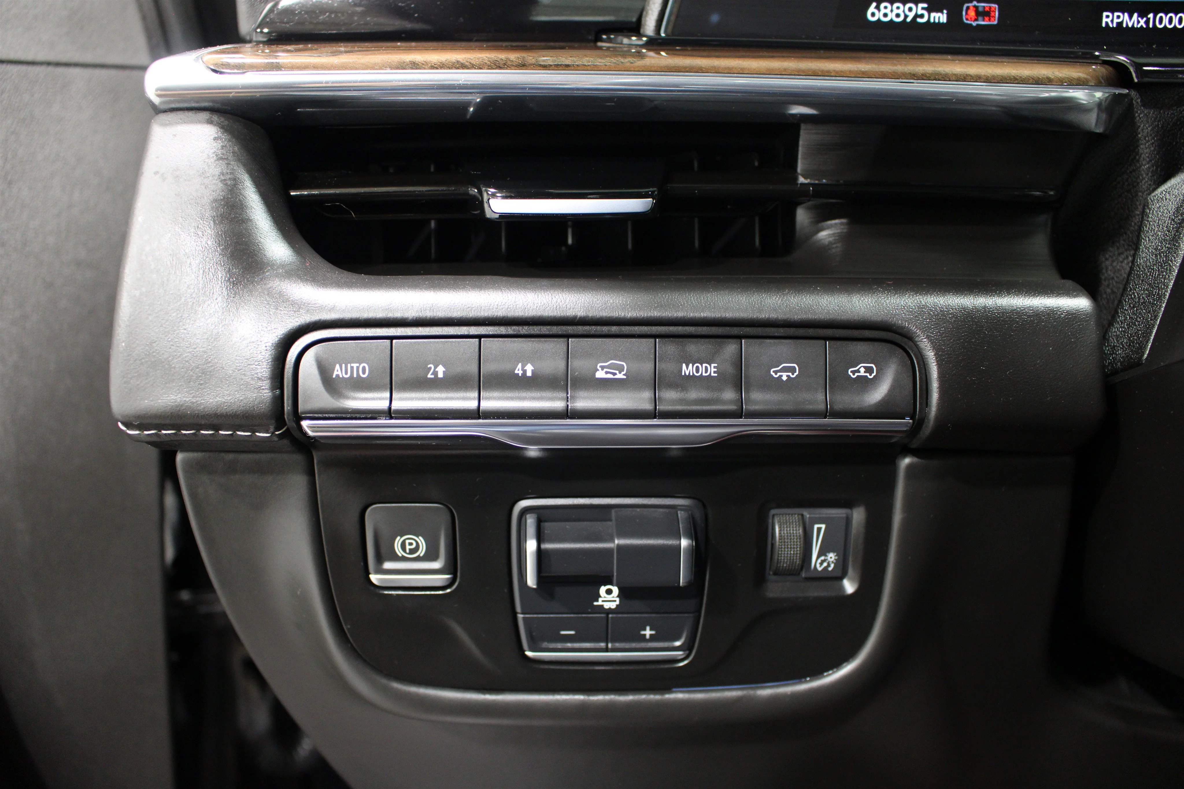 2023 Cadillac Escalade Sport Platinum - Photo 9