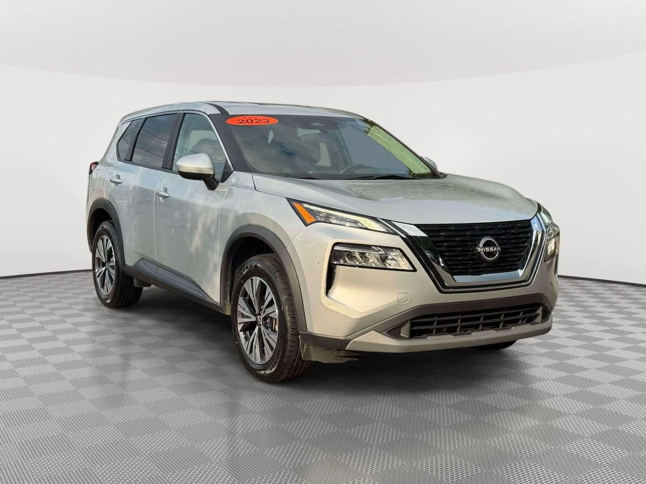 Used 2023 Brilliant Silver Metallic Nissan SV FWD image 1