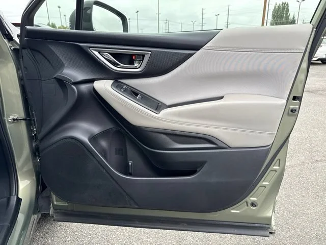 Used 2020 Jasper Green Metallic Subaru Premium image 11