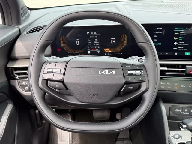 New 2027 Glacial White Pearl / Black Ro Kia X-Line image 14