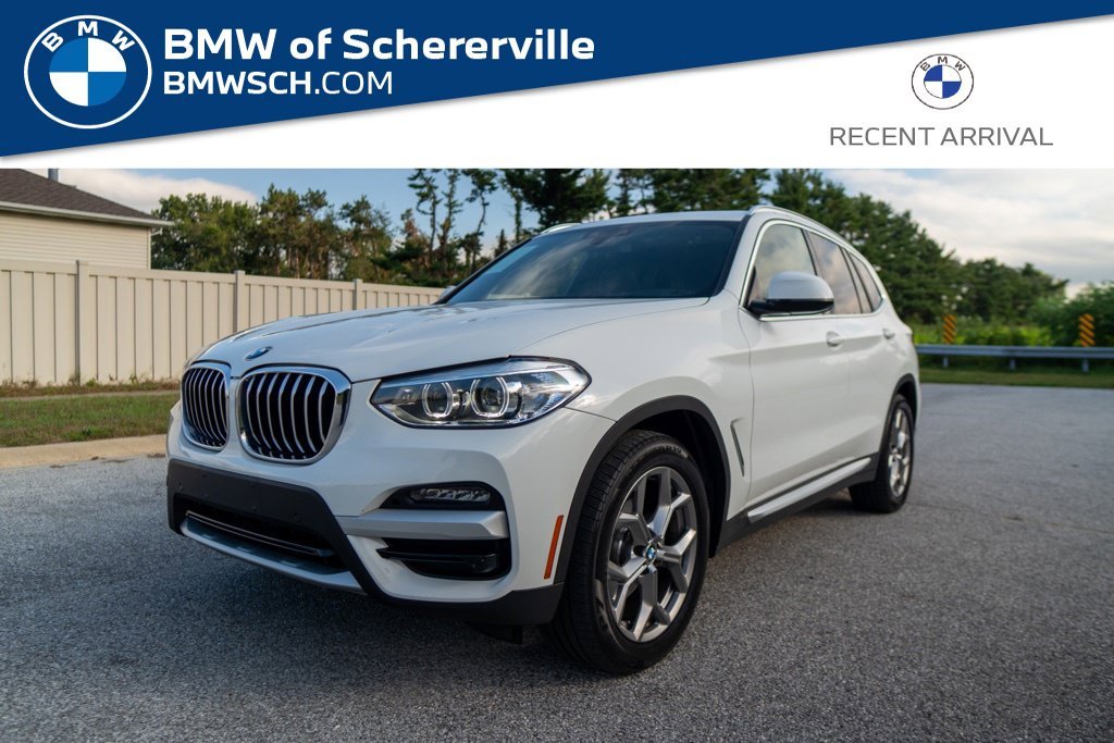 Used 2021 Alpine White BMW xDrive30i image 1