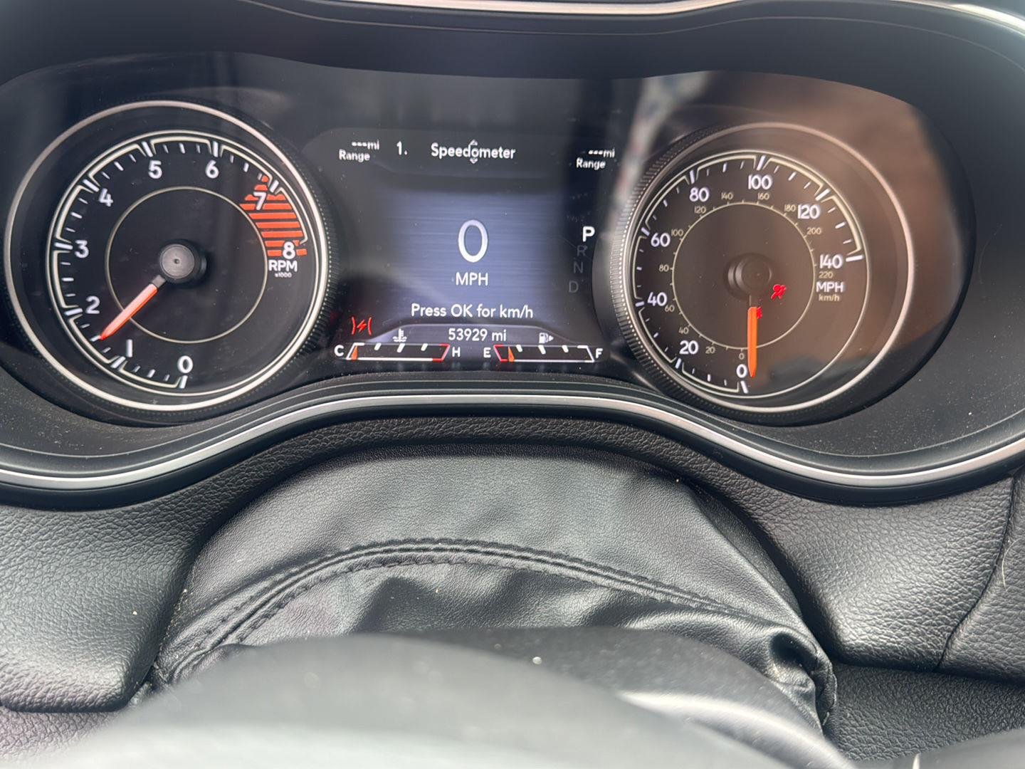 Used 2019 Diamond Black Crystal Pearlcoat Jeep Trailhawk image 10