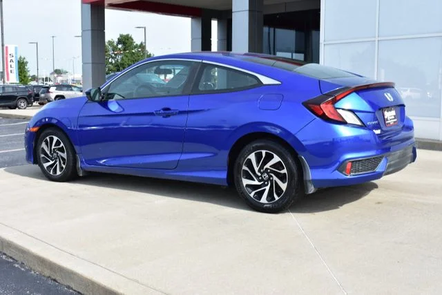 Used 2017 Blue Honda LX image 7