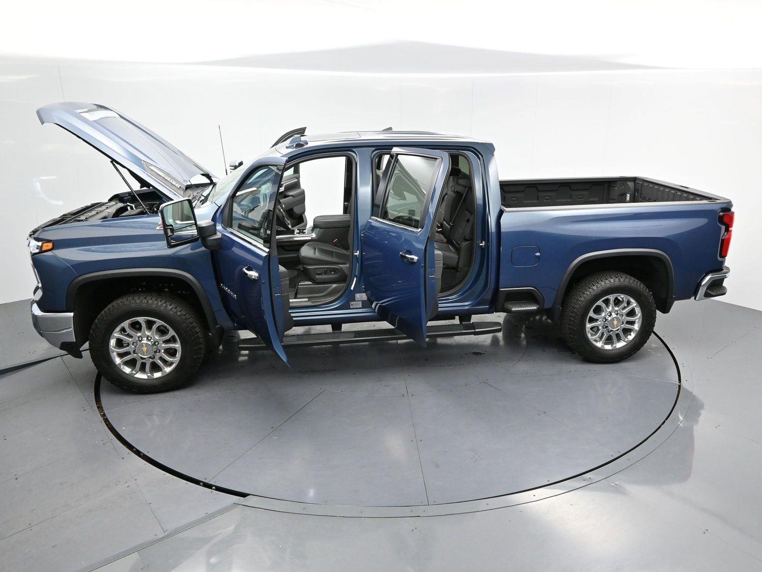 2025 Chevrolet Silverado 2500HD LTZ - Photo 41
