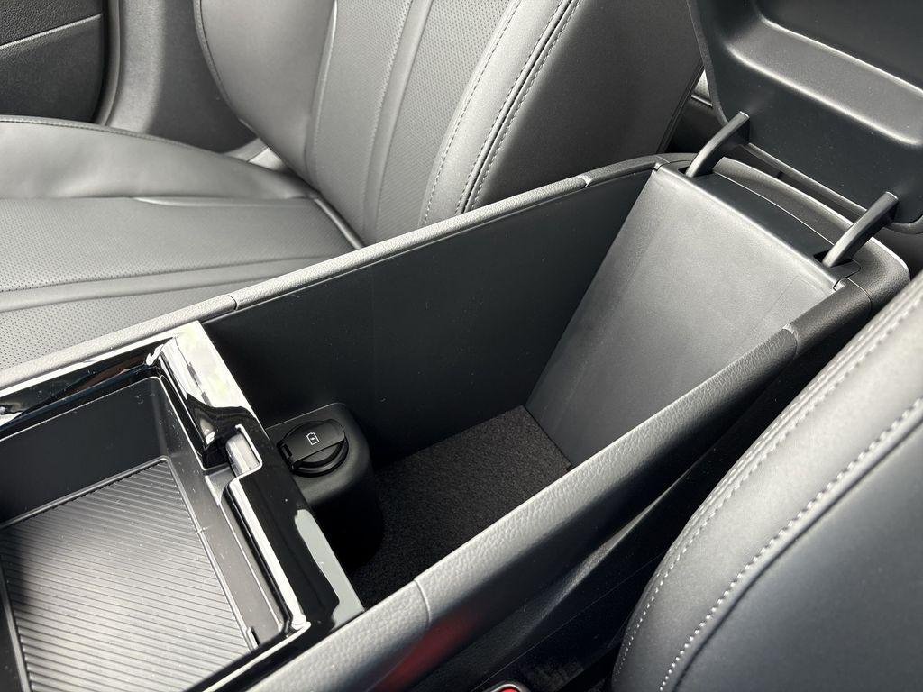 2025 Kia K5 EX - Photo 25