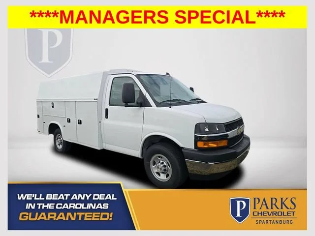 New 2025 Summit White Chevrolet 1WT image 1