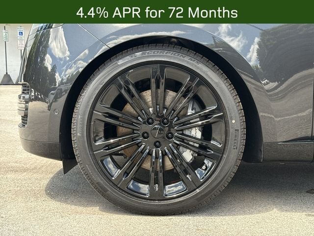 New 2026 Carpathian Grey LAND ROVER SE image 9