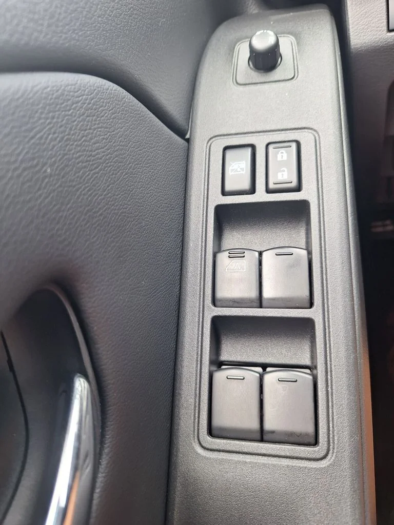 Used 2025 Gray Nissan PRO-X image 20