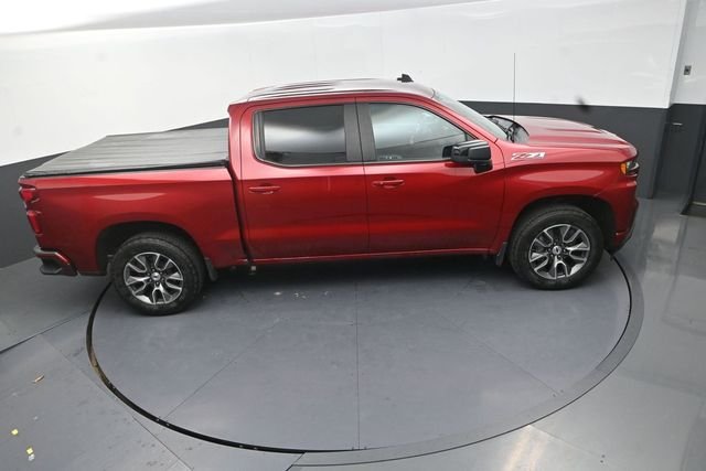 Used 2021 Red Chevrolet RST image 19