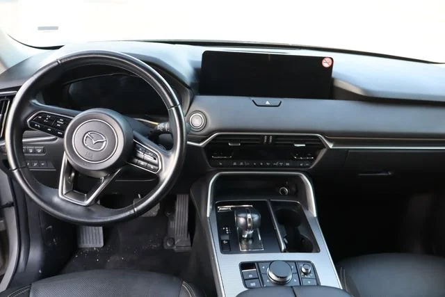 Used 2025 Platinum Mazda 3.3 Turbo Premium image 9