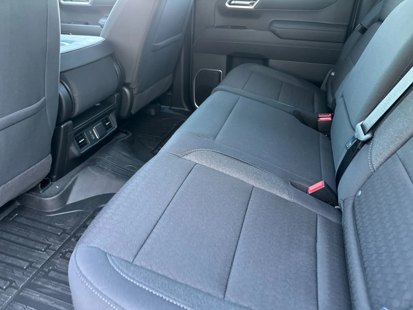 New 2026 Onyx Black GMC Elevation image 11