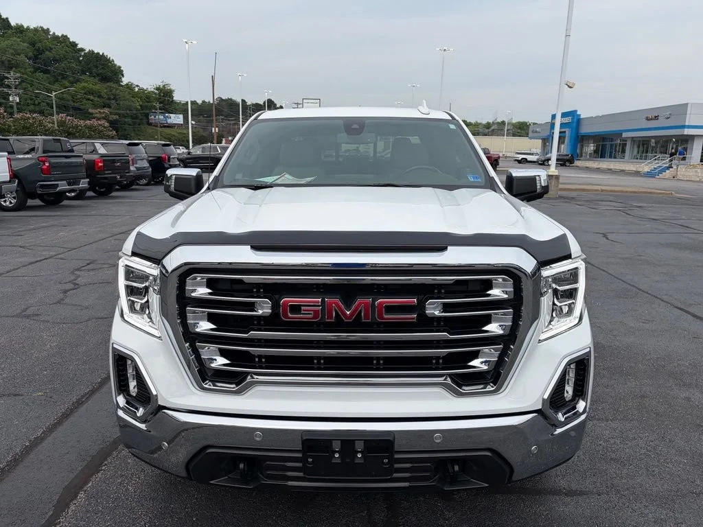 Used 2021 SUMMIT WHITE GMC SLT image 2