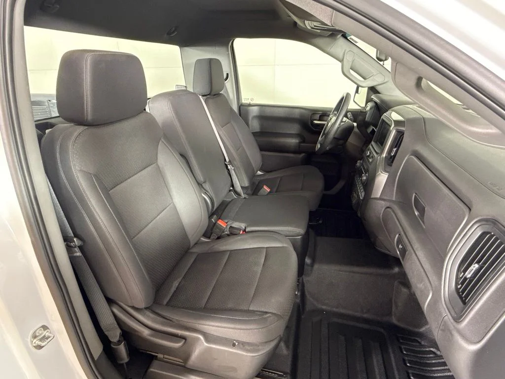 Used 2025 White Chevrolet WT image 21