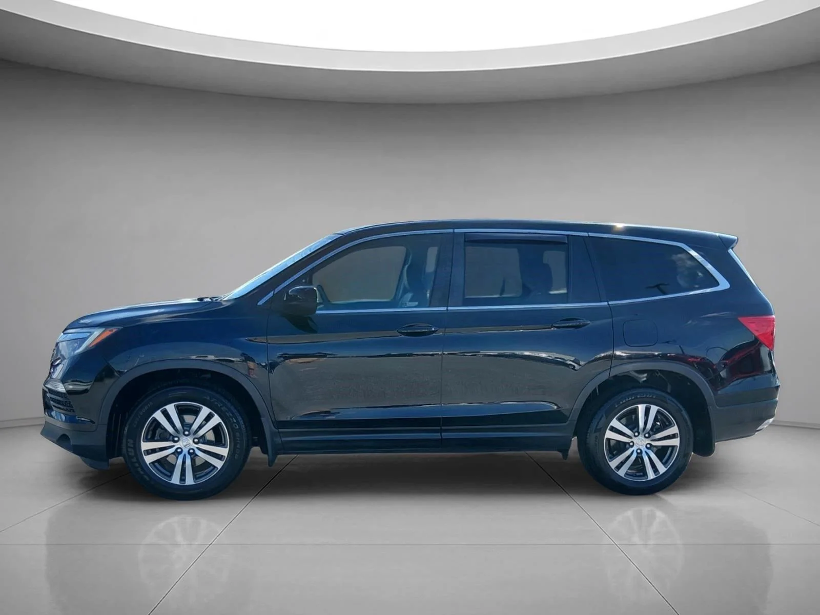 Used 2017 Crystal Black Pearl Honda EX-L image 2