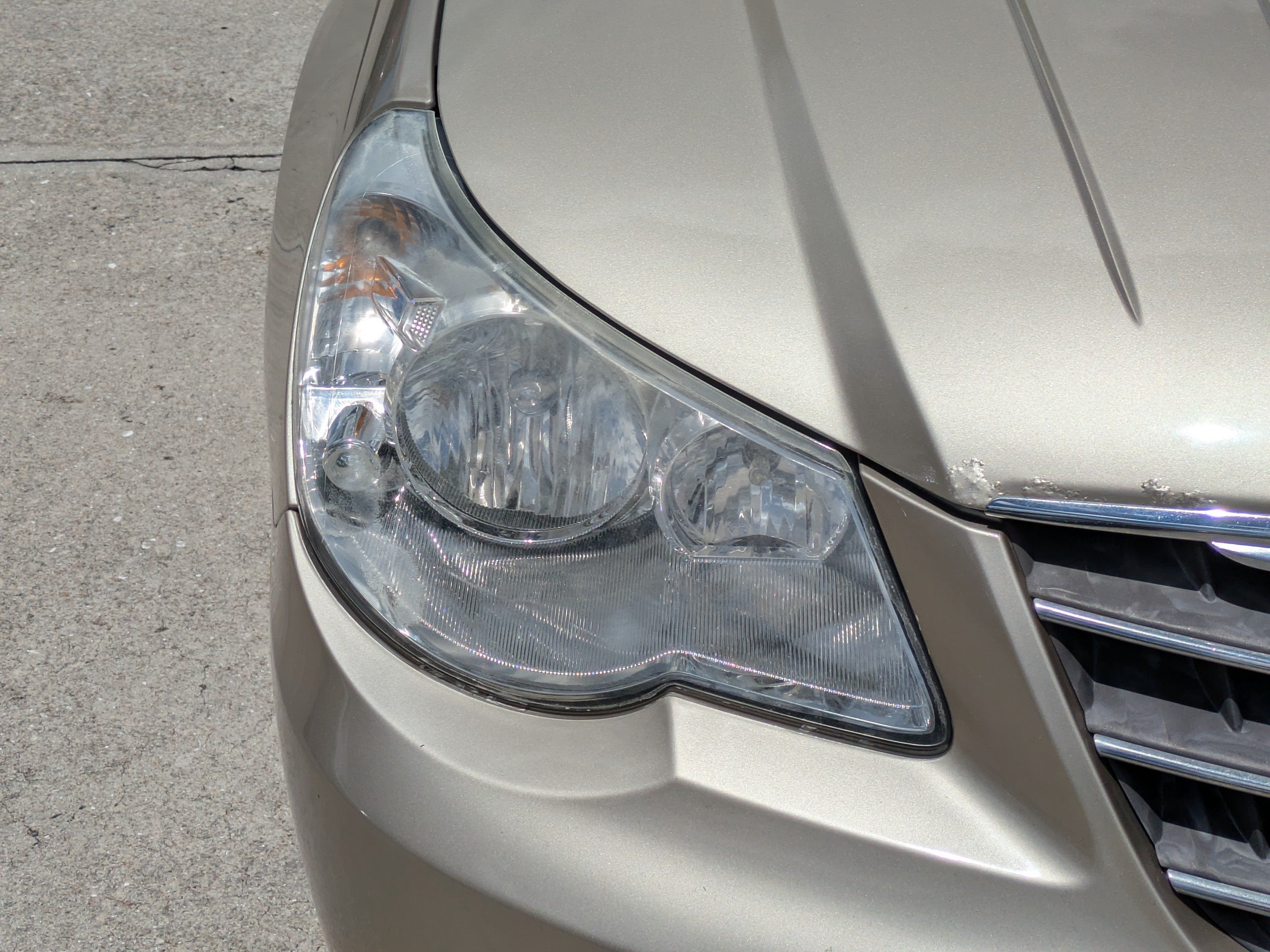 Used 2007 Linen Gold Pearl Metallic Chrysler Base image 9