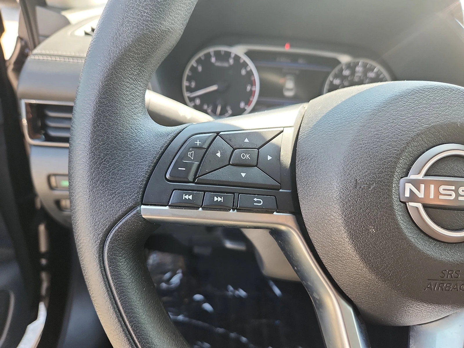 Used 2024 Black Nissan SV image 20