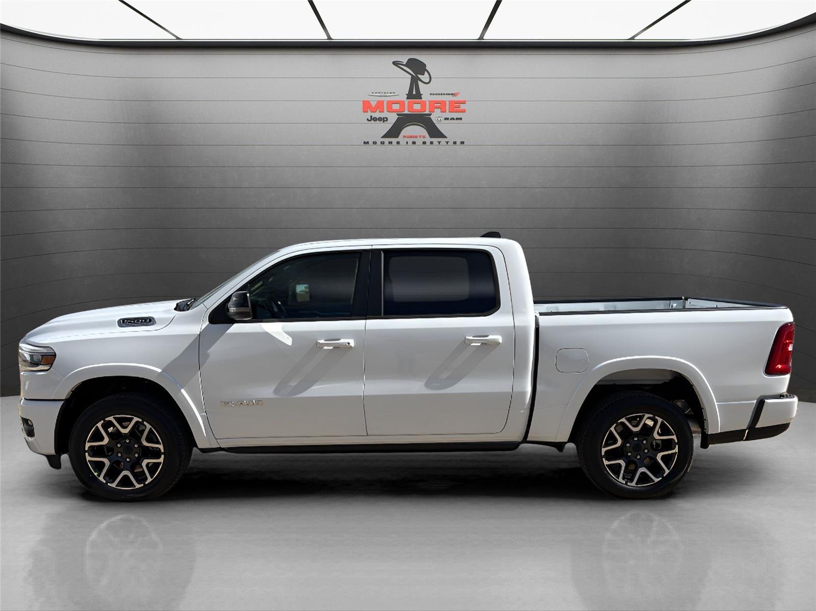 New 2026 Bright White Clear-Coat Exterior Paint RAM Laramie image 5