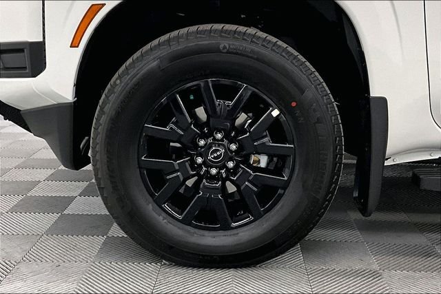 New 2026 Glacier White Nissan SV image 12