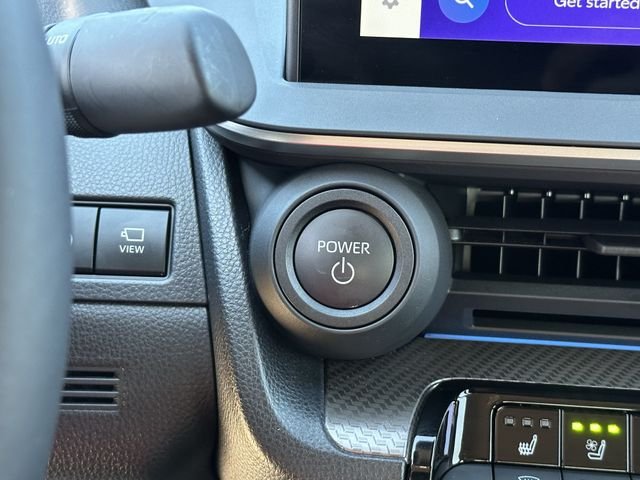 Certified Used 2024  Toyota Limited image 19