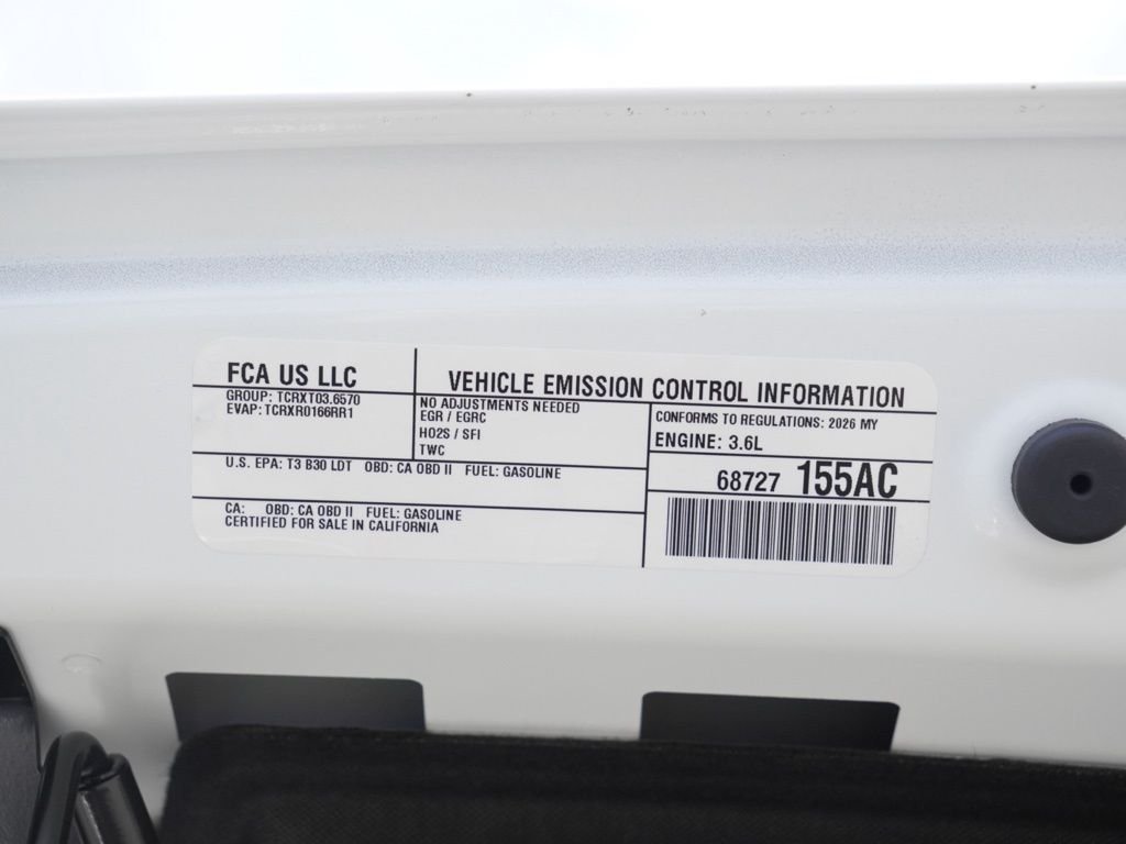 New 2026 Bright White Clear-Coat Exterior Paint Jeep Rubicon image 29
