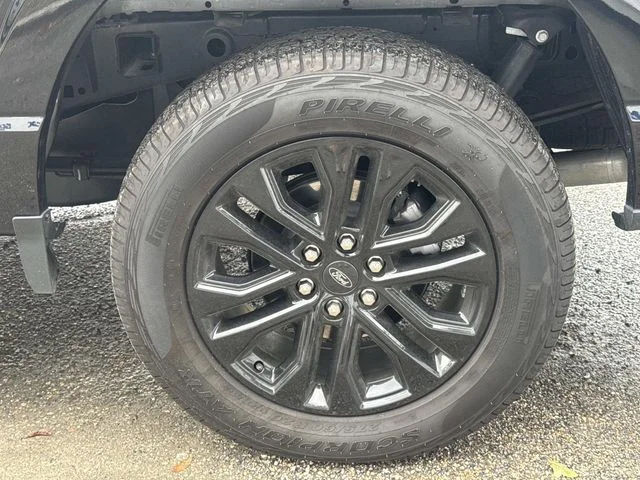 Certified Used 2025 Agate Black Metallic Ford XLT image 9