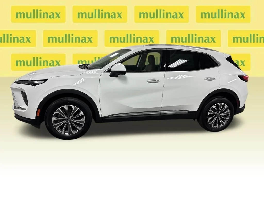 New 2026 Summit White Buick Preferred image 8