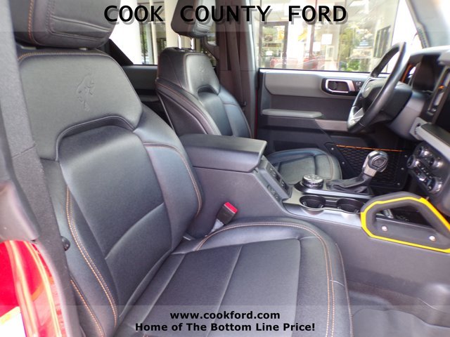 Used 2023 Hot Pepper Red Metallic Tinted Clearcoat Ford Badlands image 19