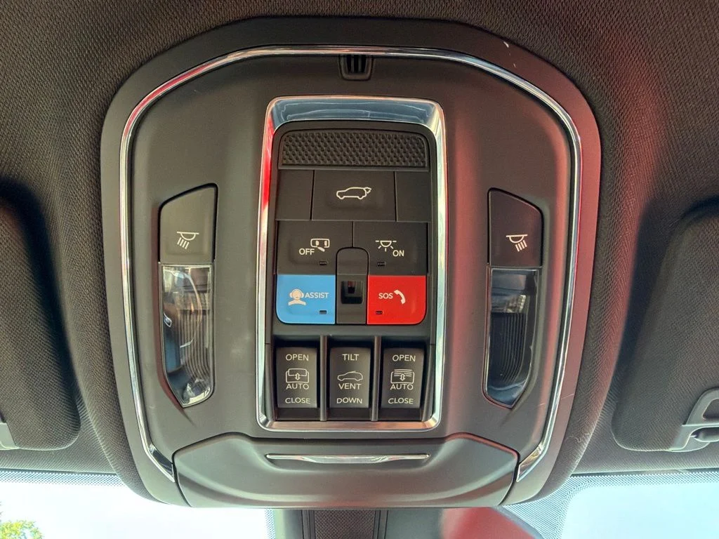 Used 2024 Metallic Jeep Limited image 35