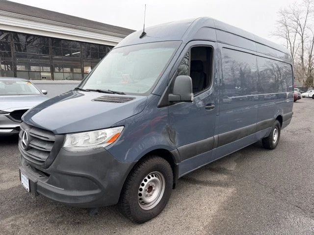 2019 Mercedes-Benz Sprinter 2500 170 WB High Roof's photo