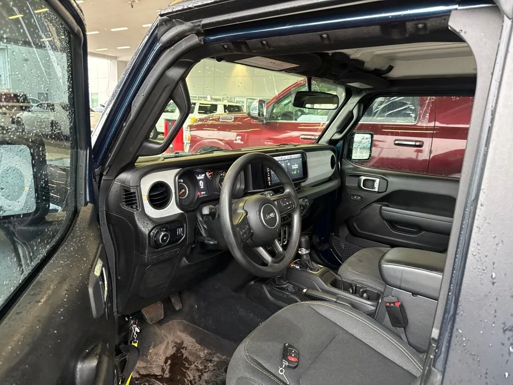 Certified Used 2025 Blue Jeep Sport image 4