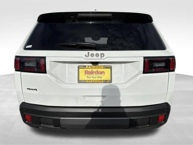 New 2026 Bright White Clear-Coat Exterior Paint Jeep Base image 6