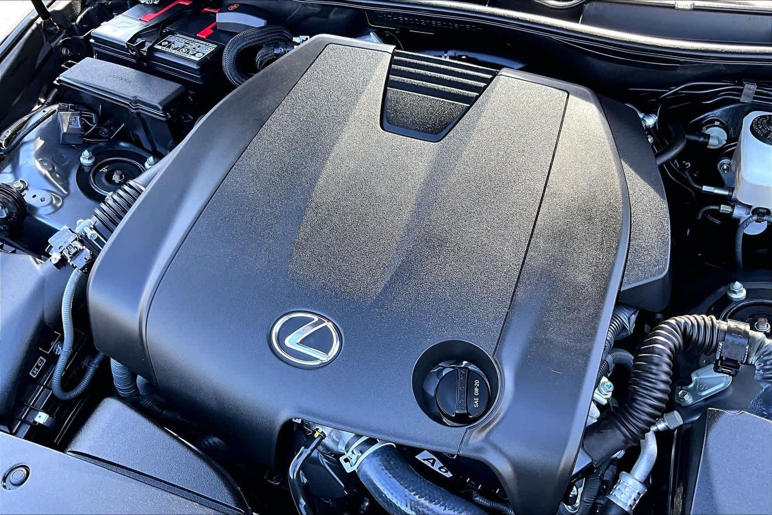 Used 2014 Nebula Gray Pearl Lexus  image 30