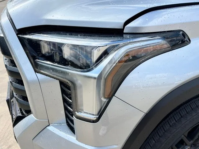 2026 Toyota Tundra Limited - Photo 13