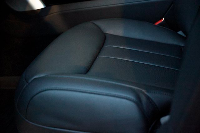 2026 Land Rover Range Rover SE - Photo 25
