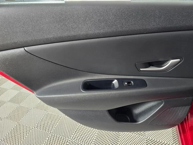 Used 2024 Red Hyundai SEL image 13