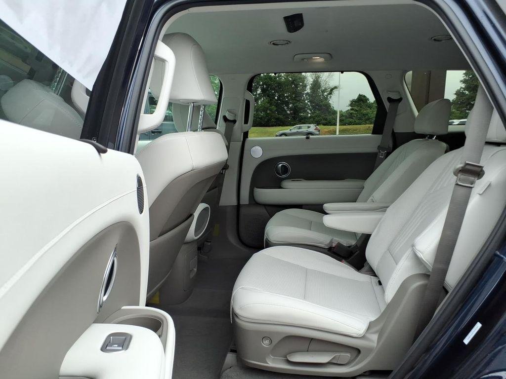 New 2026 Blue Hyundai Blue SEL 7P image 18