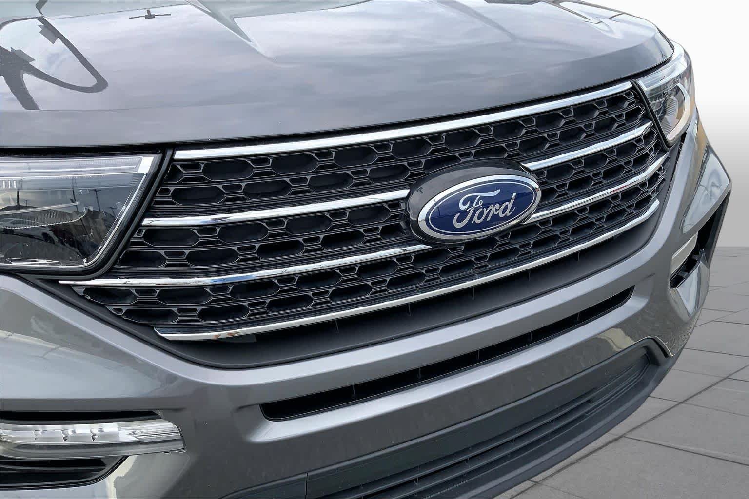 Used 2021 Carbonized Gray Metallic Ford XLT image 29