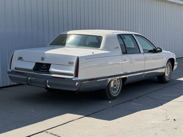 Used 1996 Cotillion White Cadillac 4DR SDN image 4