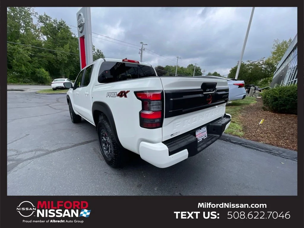 Used 2026 White Nissan PRO-4X image 3